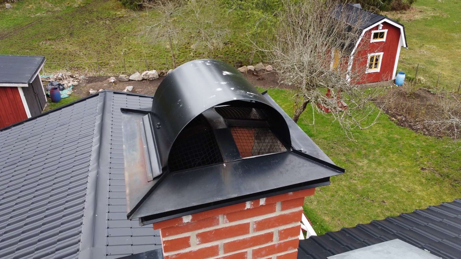 Drönarinspektion av skorsten - säker inspektion utan stegar